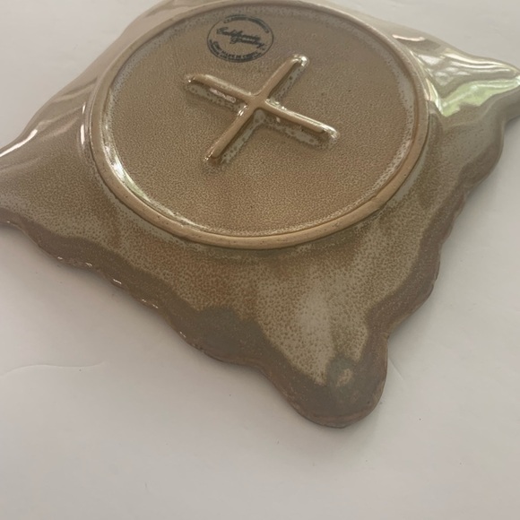 ❤️Ceramic candle plate, 6.5” x 6.5”. CA Pantry. Taupe color with glossy finish. - Picture 6 of 6